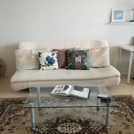 Renovated Studio With Spectacular Forest View * Helsínquia